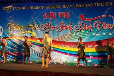 Hội thi tiếng hát học sinh,sinh viên